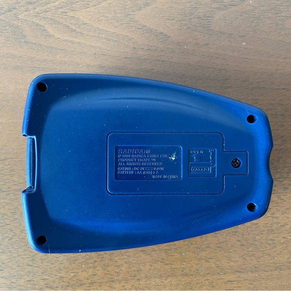 1999 Jackpot Slot Radica Handheld Game - Picture 2 of 3